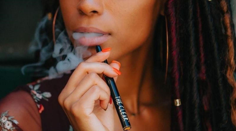 Is it safe to use CBD oil during breastfeeding